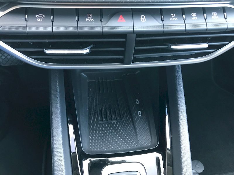 Škoda Octavia (2025) COMBI TOP SELECTION 1,5 TSI M- - fotka 24 z 27