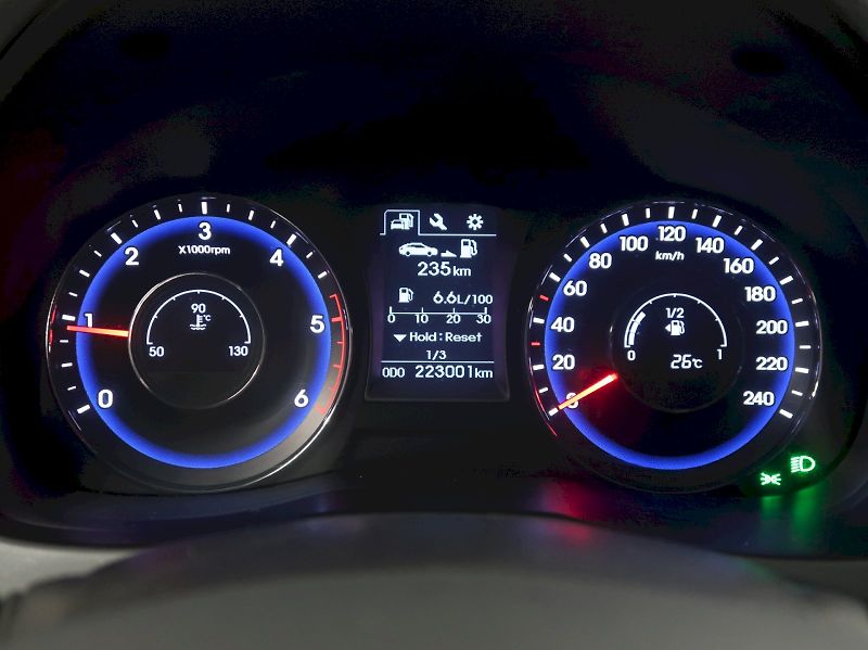 Hyundai i40 (2017) 1.7CRDI 104KW NAVI - fotka 18 z 34