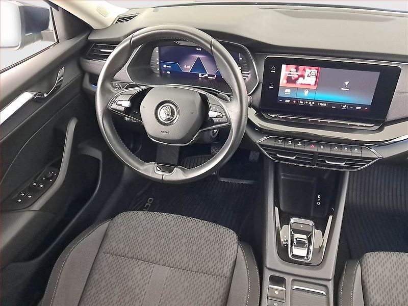 Škoda Octavia (2022) 2.0 TDI, Automat, ČR,1.maj - fotka 7 z 19