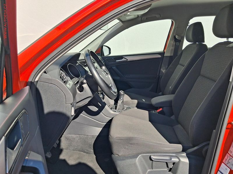 Volkswagen Tiguan (2016) 1.4 TSi, Trendline - fotka 9 z 15