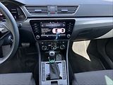 Škoda Superb 2,0 TDI 110 Style DSG - náhled 10
