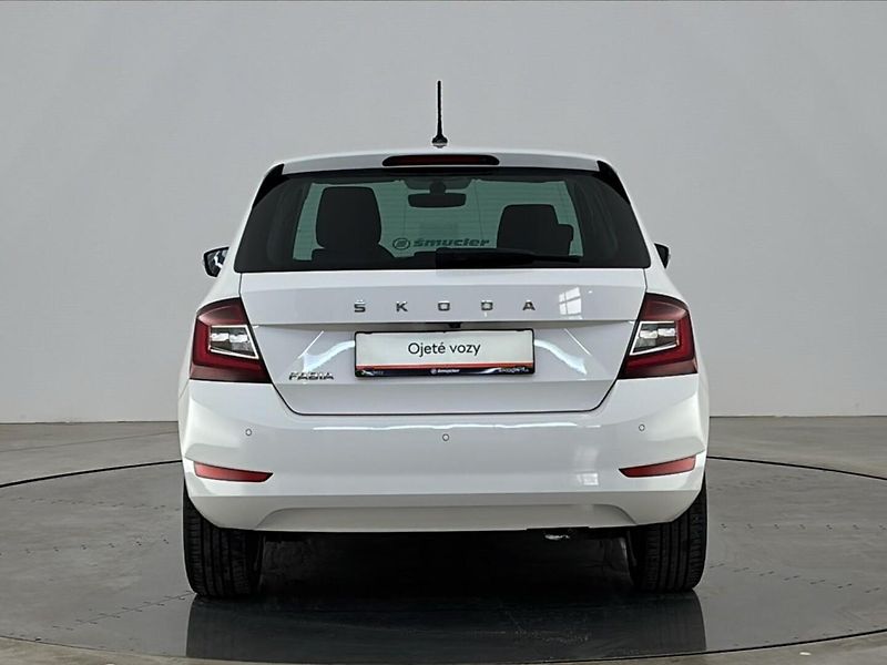 Škoda Fabia Style - fotka 17 z 28
