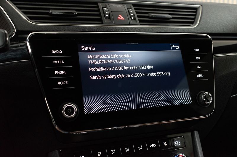 Škoda Superb TDI 147kW L&K 4x4*DPH*ČR 1.MAJ - fotka 39 z 48