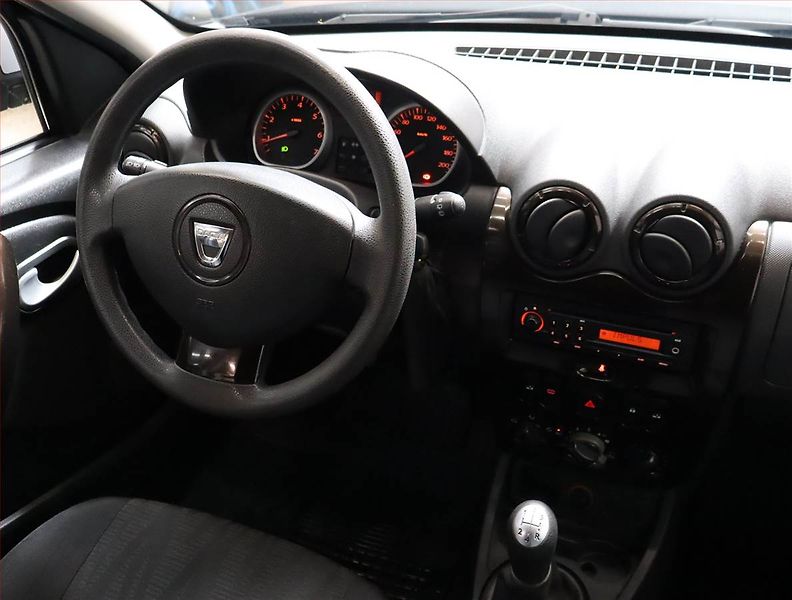 Dacia Duster (2010) 1.6 16V - fotka 7 z 14