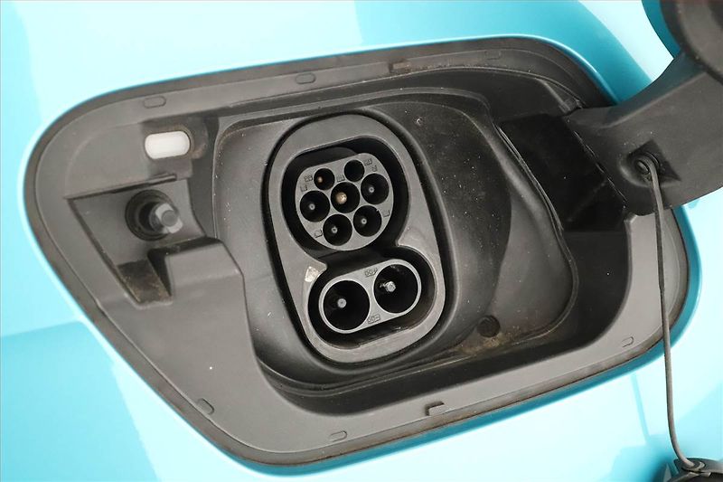 Volkswagen ID.3 (2020) 1st (62 kWh), SoH 91% - fotka 22 z 24