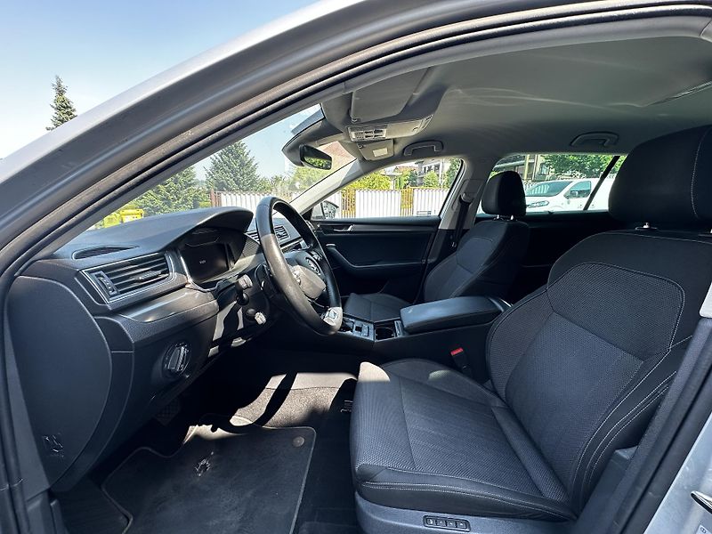Škoda Superb 2.0TDi-110KW-DSG-DPH-STYLE-NAV - fotka 11 z 20