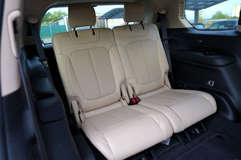 Jeep Grand Cherokee 3.6i V6 Long Limited,4x4,300PS - fotka 36 z 50