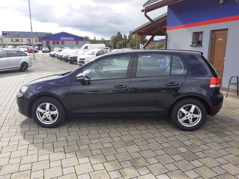 Volkswagen Golf (2011) VI 1.2 TSi - fotka 6 z 28