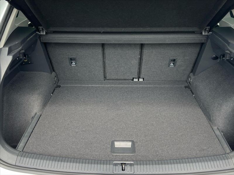 Volkswagen Tiguan 2,0 TDi 147 kW 7DSG 4MOTION EL - fotka 14 z 32