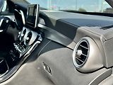 Mercedes-Benz Třídy C (2015) 220 BluTEC kombi - náhled 18