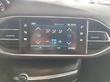 Peugeot 308 (2018) 1,2I,81KW,1.ROK ZÁRUKA,NAJ.54t - náhled 23