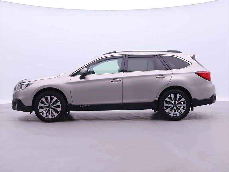 Subaru Outback 2,5 i 129kW Aut. AWD CZ Sport - fotka 4 z 36