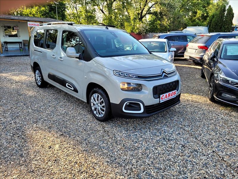 Citroën Berlingo 1,5 HDI,XL,7míst,navi,tažné - fotka 2 z 49