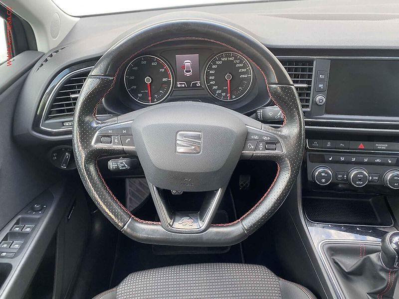 Seat Leon (2017) 1.8 TSi, FR, LED, navi, +kola - fotka 11 z 19