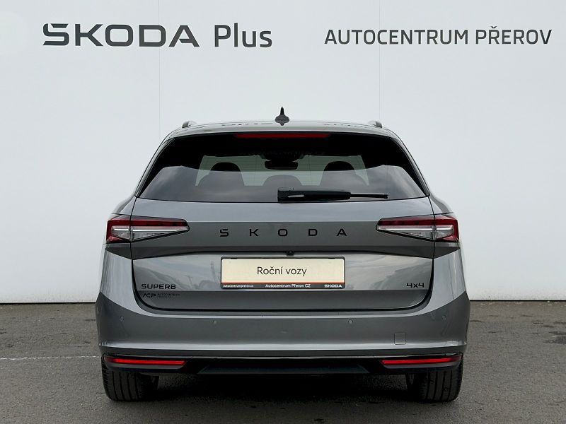 Škoda Superb (2025) 2.0 TDI 142kW 4x4 SportLine,2x - fotka 31 z 35