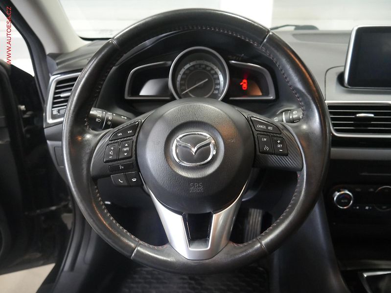 Mazda 3 (2014) 2.0 i, ČR, Navi, xenon - fotka 13 z 18