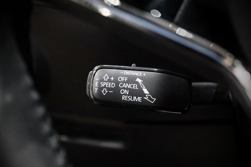 Škoda Superb 3 FL 2.0 TSI 140 kW DSG L&K - fotka 30 z 59