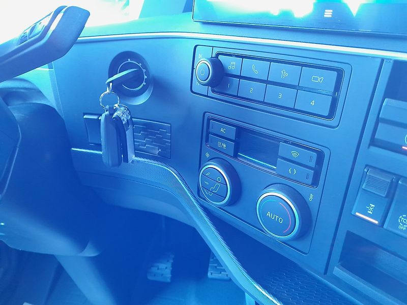Volvo FH 460 I-Safe LowDeck - fotka 27 z 38