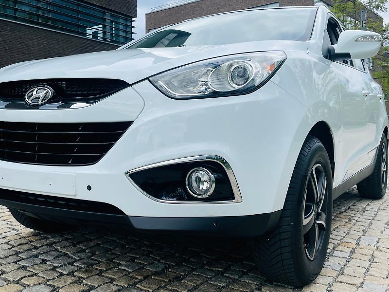 Hyundai ix35 2.0i 4x4 1MAJIITEL KAMER TAŽNÉ - fotka 23 z 46