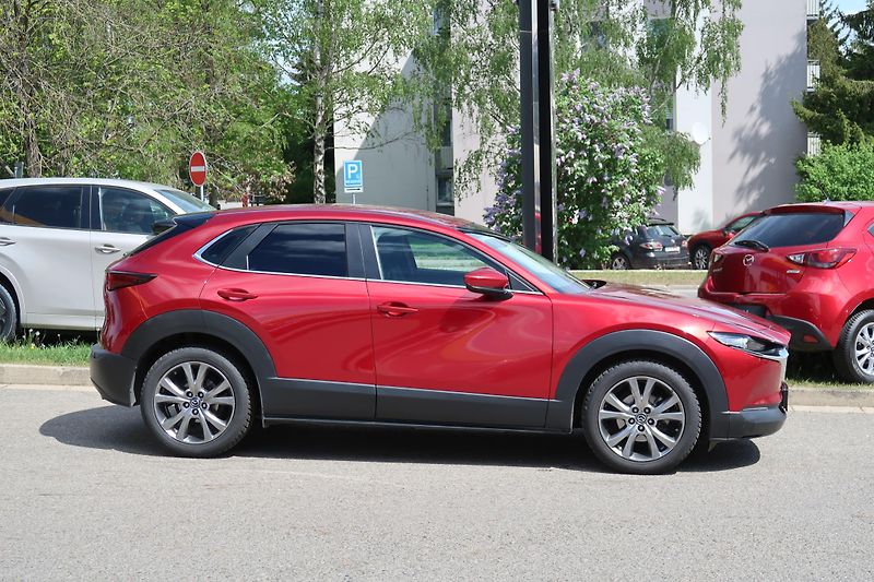 Mazda CX-30 (2019) 2,0 G122 AT Plus ČR, servis. - fotka 4 z 33