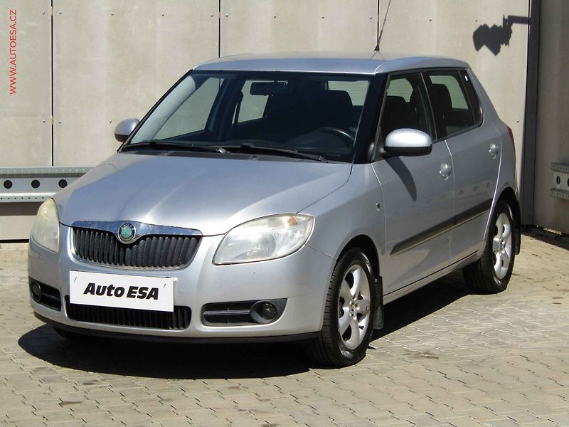 Škoda Fabia (2008) 1.2 i, ČR, STK5/28 - fotka 3 z 17