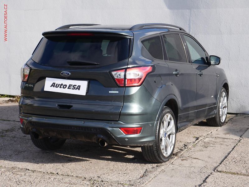Ford Kuga (2018) 1.5 EB 4x4, AT, navi, bixen - fotka 6 z 21