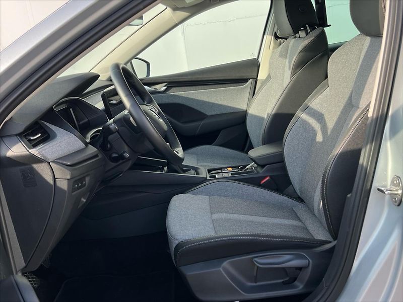 Škoda Octavia 2,0 TDi 85 kW TOP SELECTION  I - fotka 11 z 25