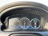 Jaguar XJ (2010) 3.0V6D Alu kola, rezervace - náhled 23