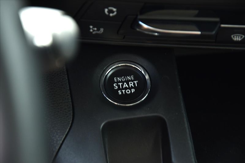 Citroën Berlingo 1.2i 96kW XTR  A/T 1. MAJITEL - fotka 28 z 31