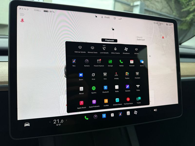 Tesla Model Y LR AWD Tažné / Záruka - fotka 28 z 41