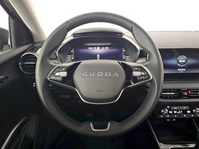 Škoda Fabia (2025) 1.0TSI 70kW 130 let PREMIUM - fotka 8 z 36
