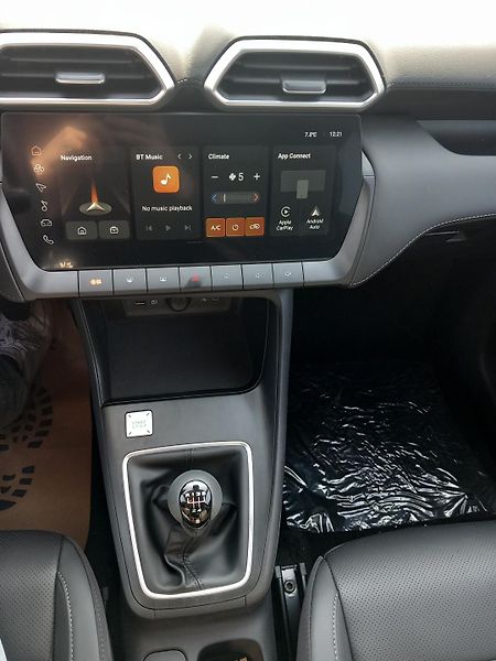 MG ZS (2025) 1.5 emotion (elegance) - fotka 12 z 19