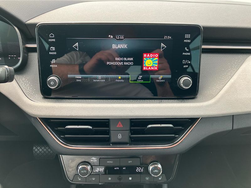 Škoda Scala 1.0 TSI 85kW TOP SELECTION DSG - fotka 16 z 30