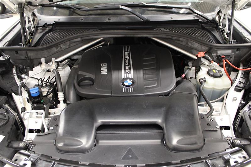 BMW X5 3,0 D 190kW M-paket - fotka 9 z 34