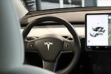 Tesla Model Y Long Range Dual Motor AWD Tažn - náhled 14