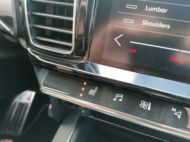 Citroën C5 Aircross (2021) 1.5 BlueHDi A/T Full LED,Masáž - fotka 23 z 33