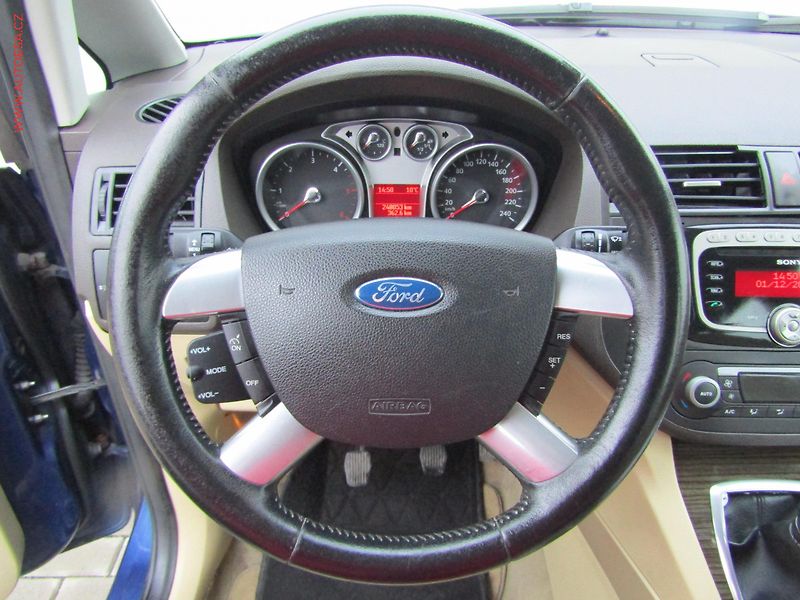 Ford C-MAX (2008) 1.8 TDCi, ČR, AC - fotka 15 z 17