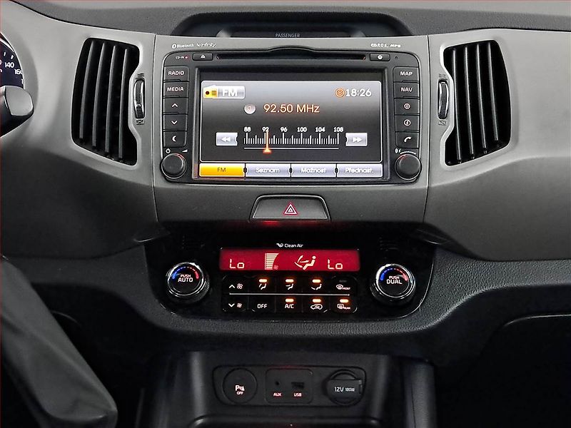 Kia Sportage (2014) 1.6 GDI, Kůže, Navi, Tempomat - fotka 12 z 19