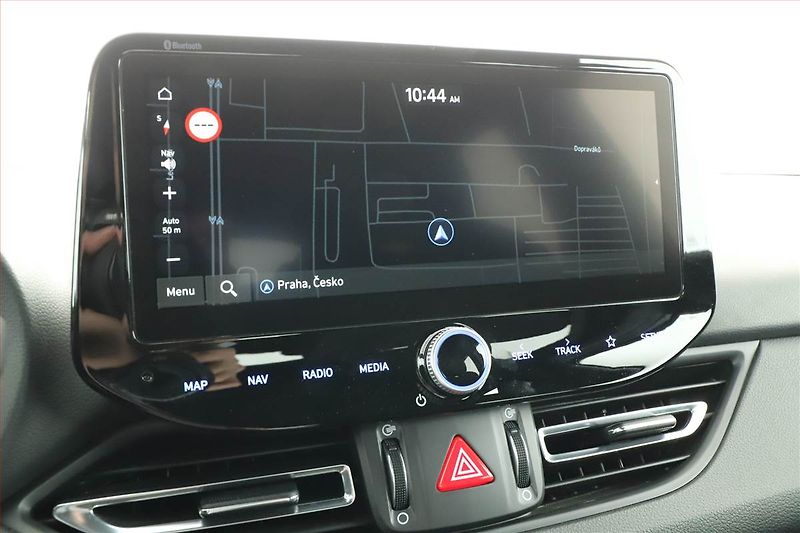 Hyundai i30 (2023) N-Line 1.5 T-GDI - fotka 16 z 20