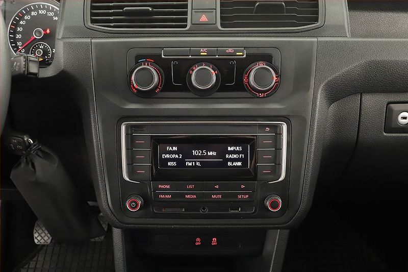Volkswagen Caddy (2020) 2.0 TDI, ČR, 1Maj, DPH - fotka 11 z 15