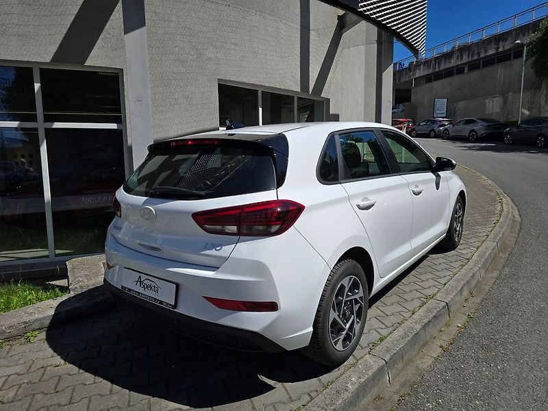Hyundai i30 1.0 T-GDi Comfort, serv.kn.,CZ - fotka 5 z 26