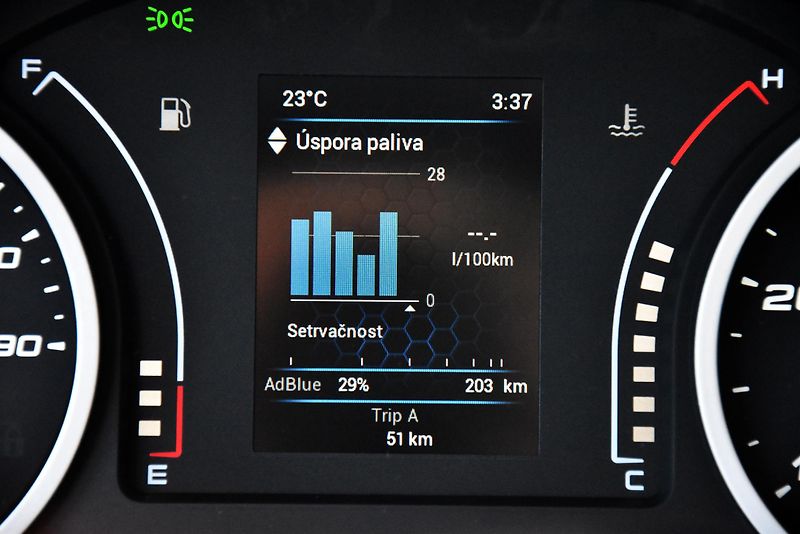 Iveco Daily 35S14D 3s-SKLÁPĚČ,ZÁNOVNÍ STAV - fotka 23 z 50