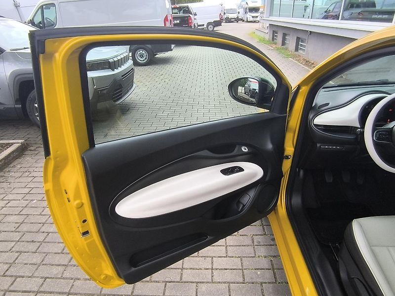 Fiat 500 (2026) Hybrid La Prima 1.0 BSG - fotka 13 z 39