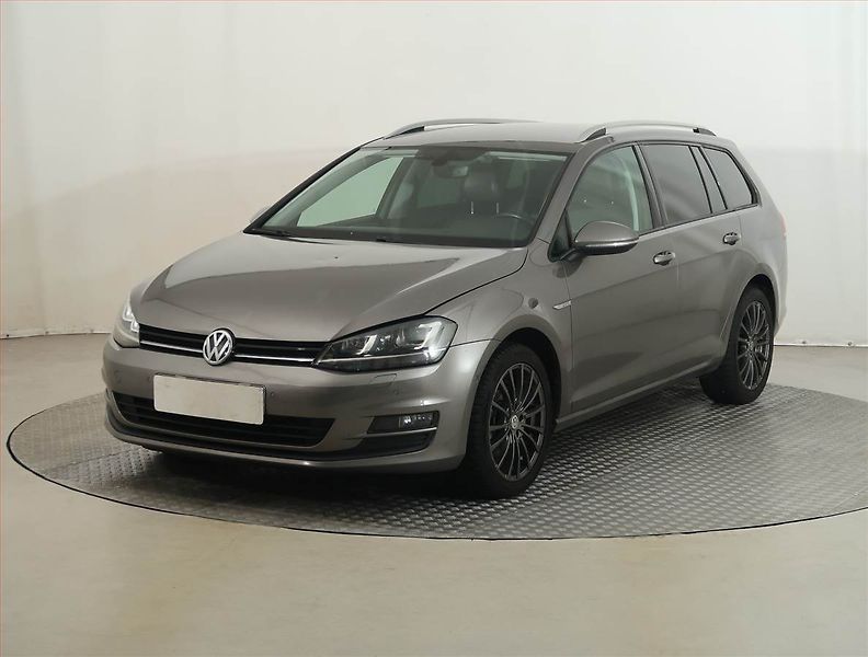 Volkswagen Golf (2016) 1.6 TDI, Tempomat - fotka 2 z 13