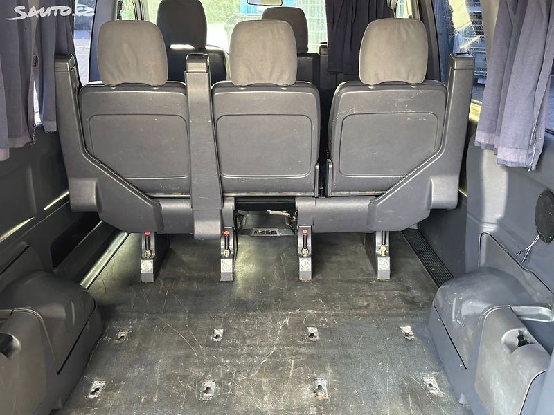 Mercedes-Benz Vito (2000) 112 CDI, 90kw 9 míst - fotka 12 z 16