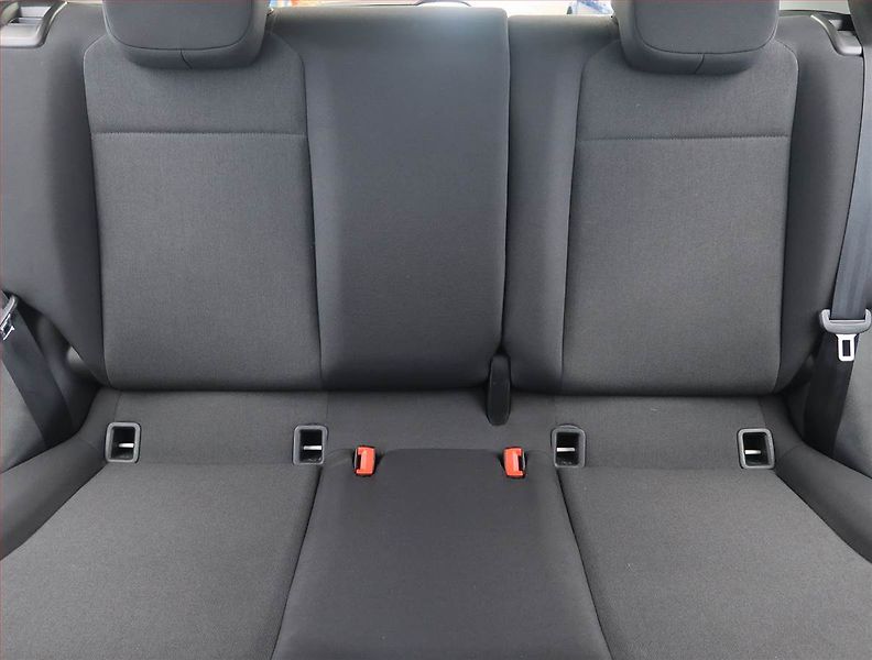 Volkswagen up! (2022) 1.0, Tempomat, Park. senzory - fotka 10 z 19