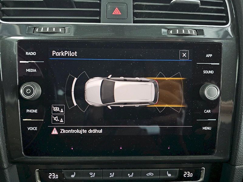Volkswagen Golf Variant (2020) 1,5 TSI EVO 130k COMFORT LINE - fotka 15 z 31