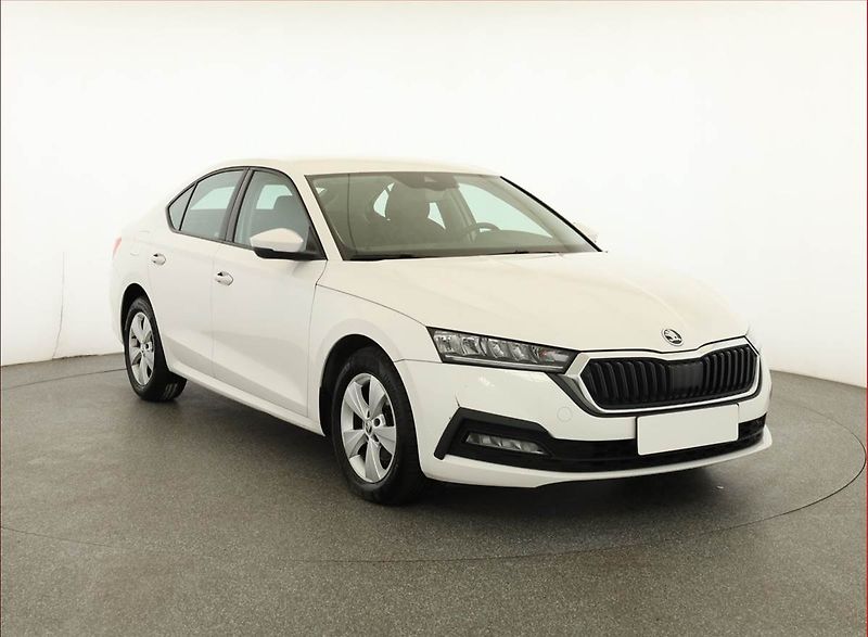 Škoda Octavia (2020) Ambition 2.0 TDI, ČR,1.maj - fotografie inzerátu