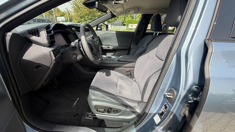 Lexus RZ 450e 450e LUXURY DIRECT4 - fotka 7 z 28
