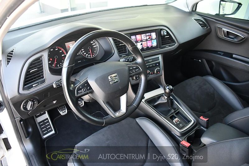 Seat Leon 1.8TSi Xcellence LED - fotka 10 z 57